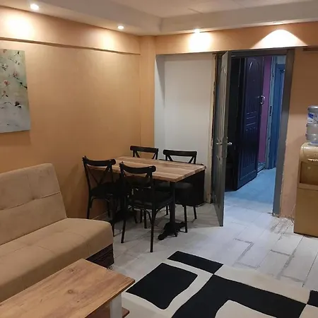 Mert Apartman * Стамбул