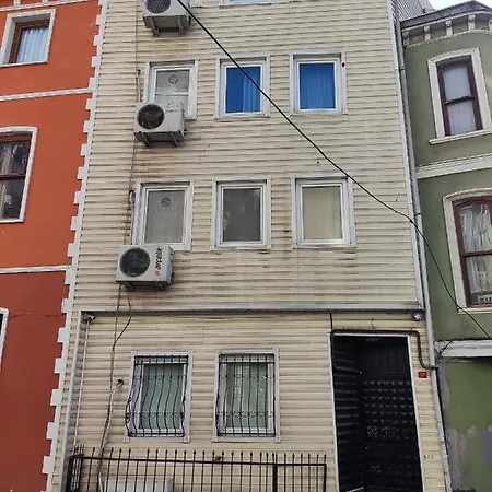 Mert Apartman Стамбул